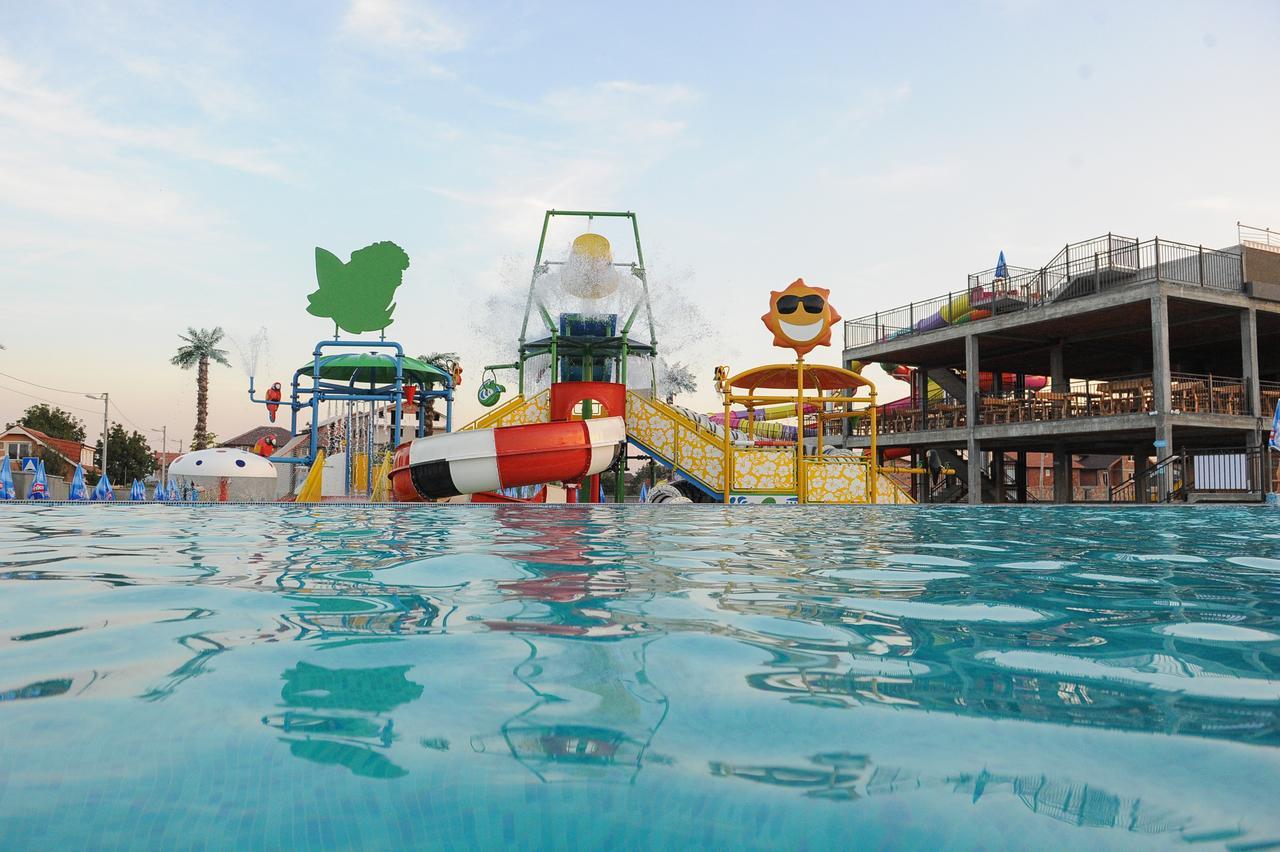 Garni Hotel Hollywoodland Wellness & Aquapark Belgrade Luaran gambar